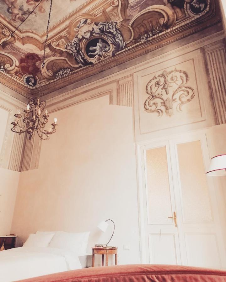 Dimora Almayer Apartment *